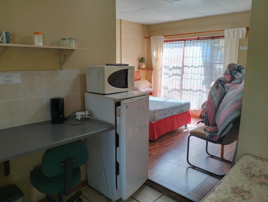 9 Bedroom Property for Sale in Bayswater Free State